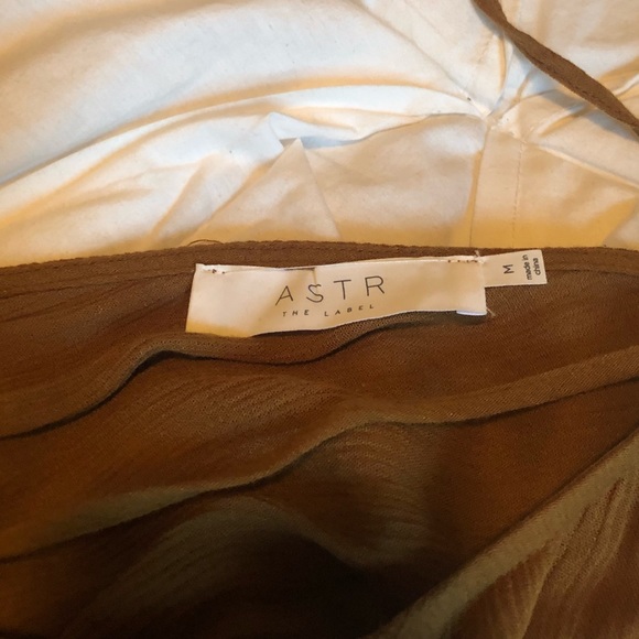 ASTR Floral Romper - Picture 5 of 6